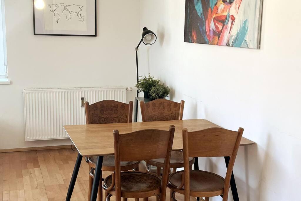 Cozy City Center Apartment Graz Ngoại thất bức ảnh